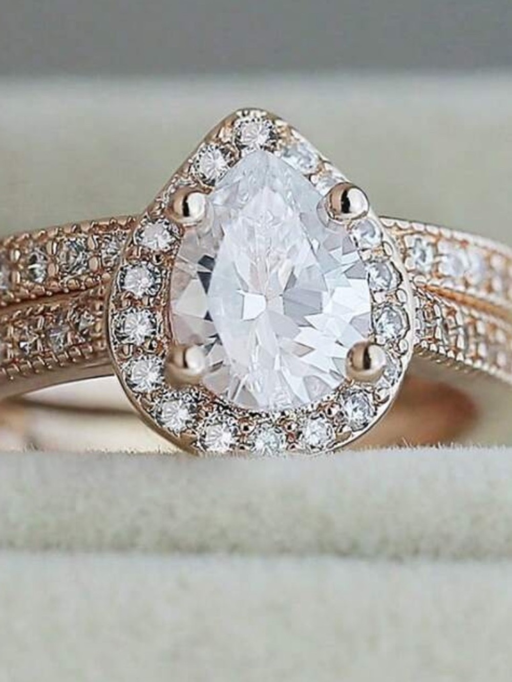Rose gold ring set - Picture 3 of 3